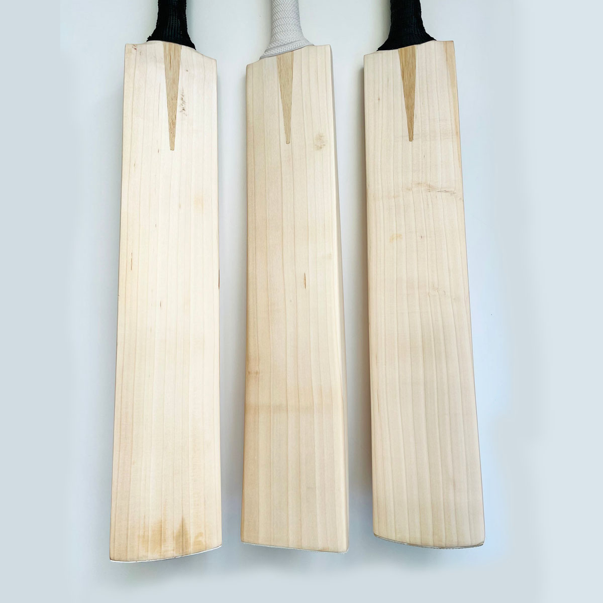 Details about   Custom Made Plain English Willow Short Handle Cricket Bat 